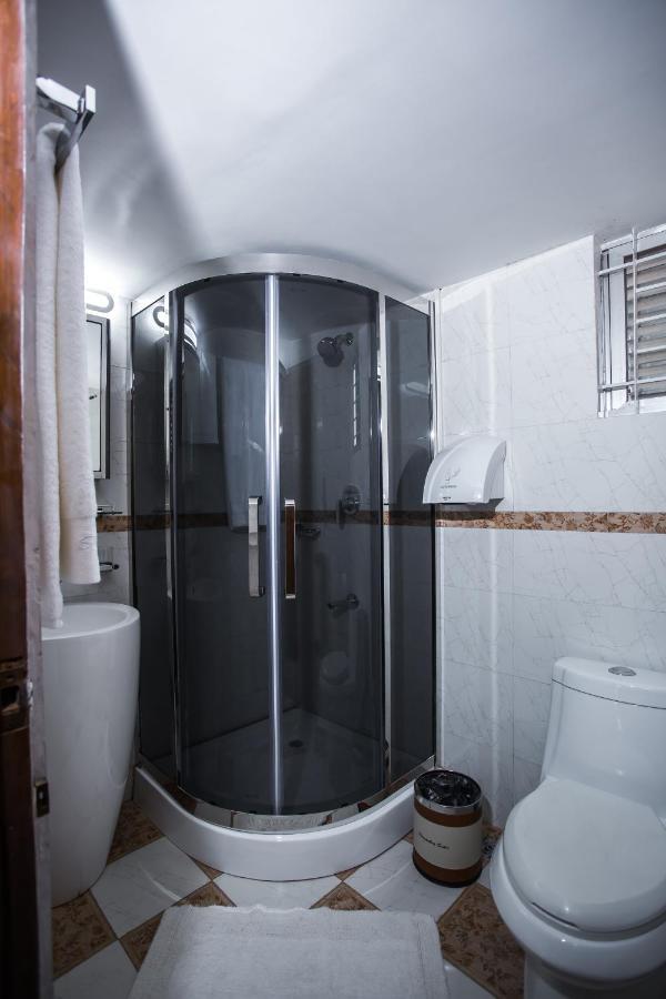 Shinepukur Suites Dhaka Buitenkant foto