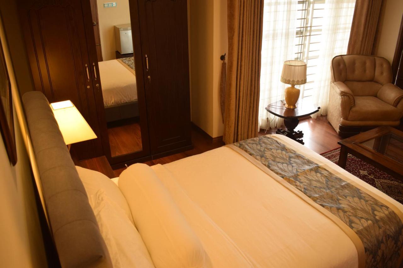 Shinepukur Suites Dhaka Buitenkant foto
